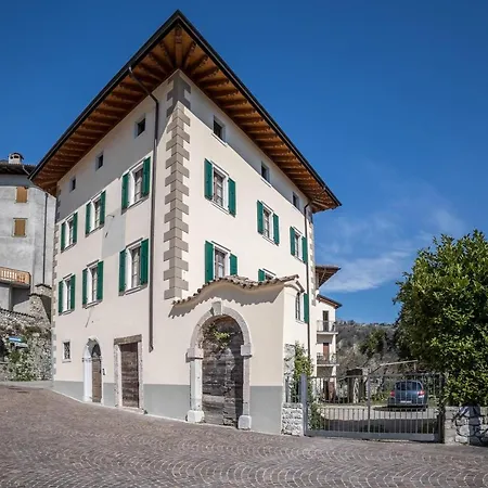 Apartament Lena App 2 *
